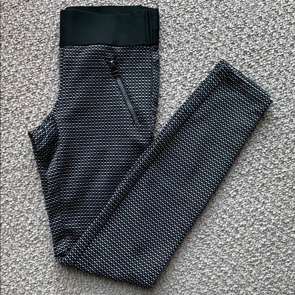 3/$30 Black & White Patterned Pants